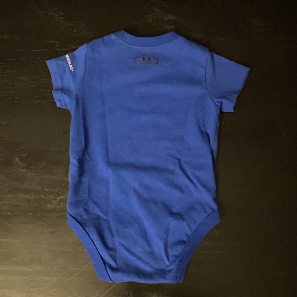 Under armour heat gear onesie size 3/6M - Picture 3 of 5